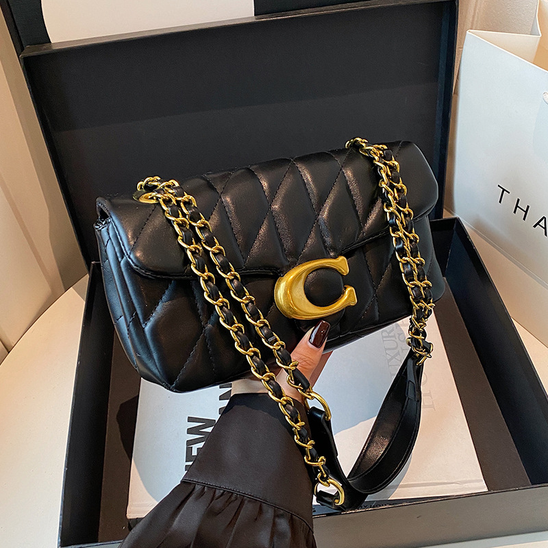Luxury Bags Logo - Borsa a Tracolla in Pelle Trapuntata