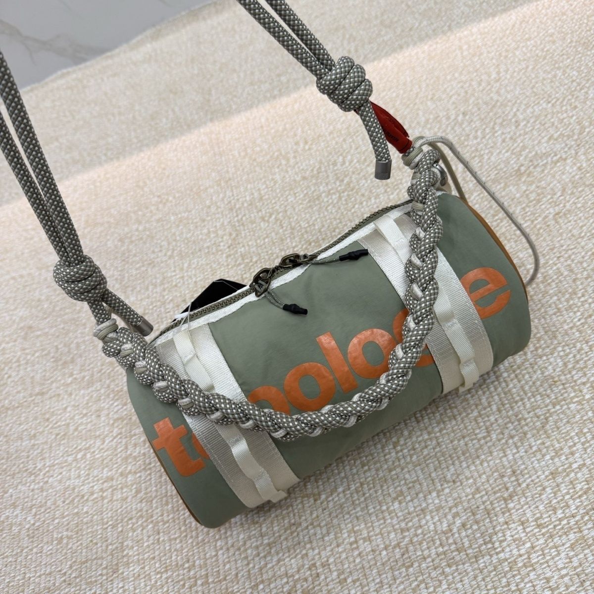 Nuova Borsa a Tracolla Leggera - Weekender Bag Duffle recensione e prezzo