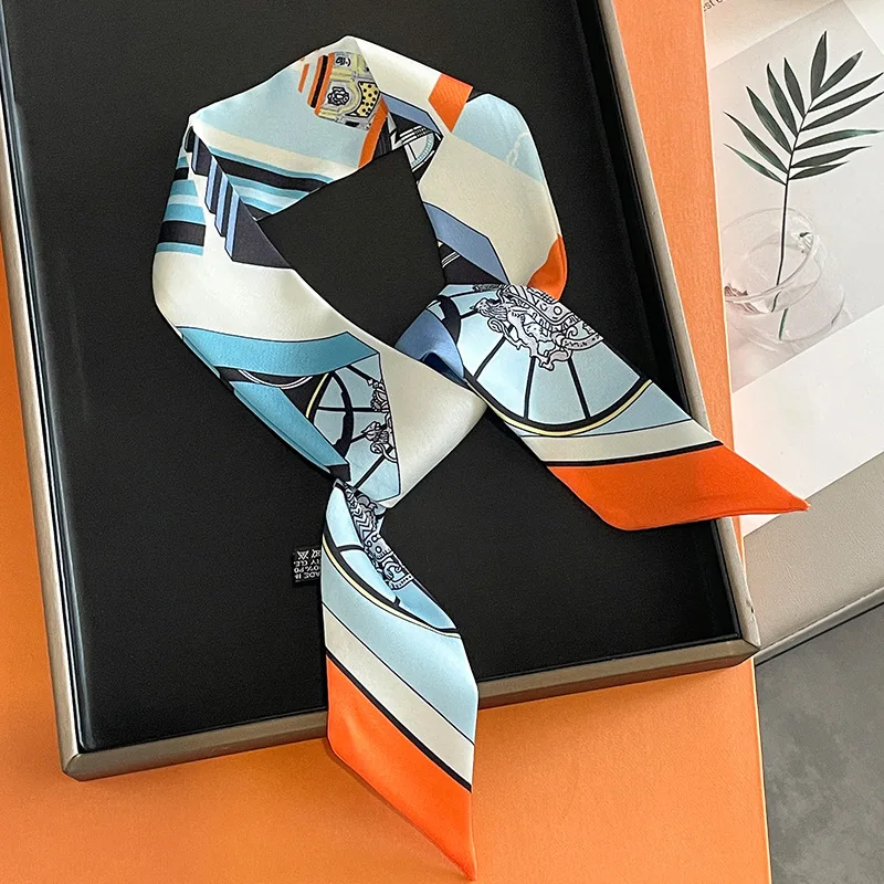 Sciarpa con tracolla stampata  - Luxury Bags Sales recensione e prezzo