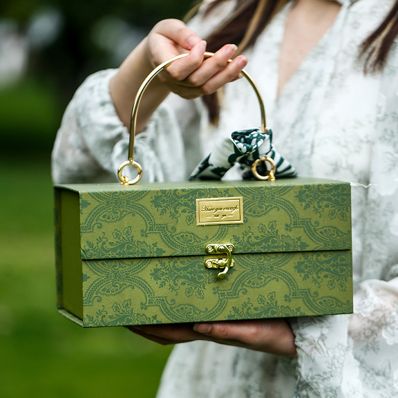 Confezione regalo portatile in - Luxury Bags List recensione e prezzo