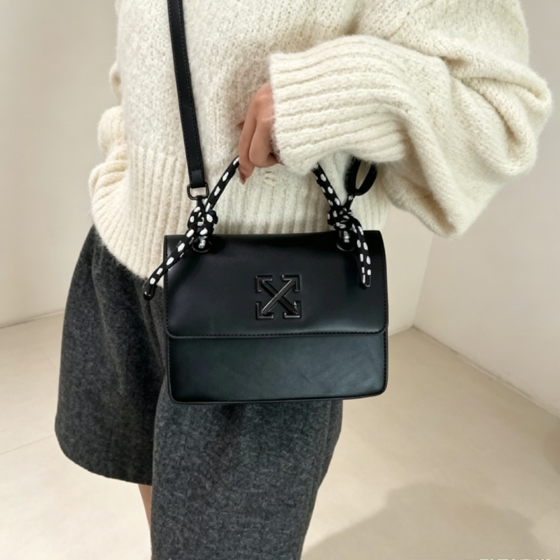 Borsa a Tracolla alla Moda Sti - Luxury Bags Logo recensione e prezzo